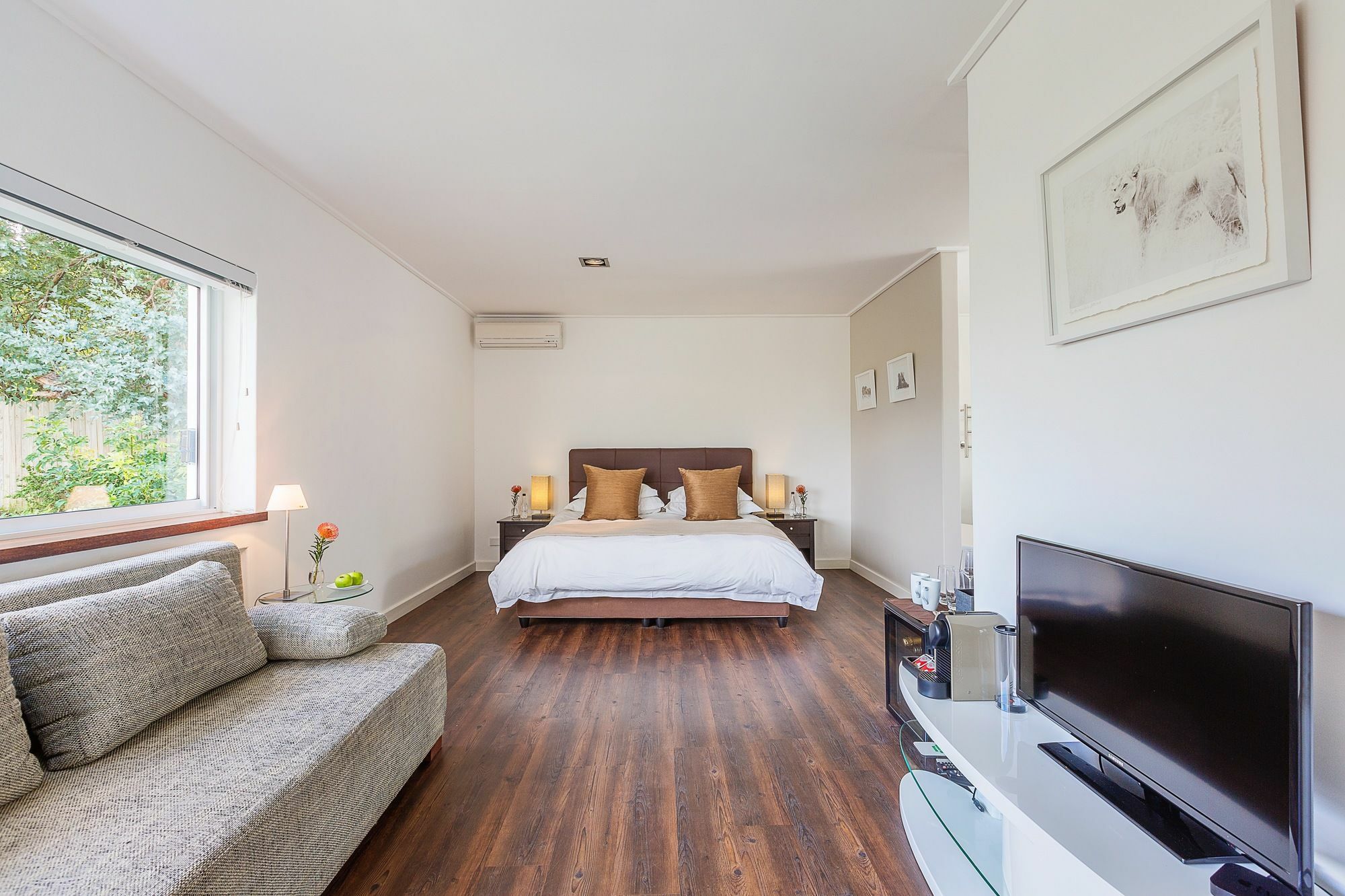 האוט ביי Cube Guest House מראה חיצוני תמונה